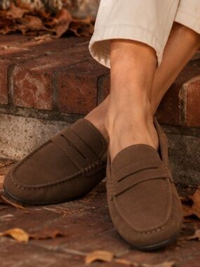 Brown Suede like Penny moccasin Loafers in size 9